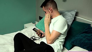 Big booty stepmom sends stepson selfies