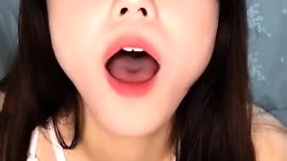 Japanese black girl toys masturbation