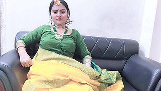 Beautiful Indian Bangla Sexy Girl Wearing Yellow Dress Self Masturbating Video.