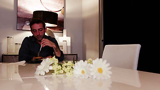 Blonde blowjob adoring skank facialized after hardcore fun