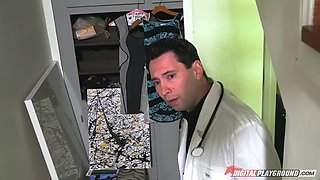 Curvy Missy Martinez smutty sex scene