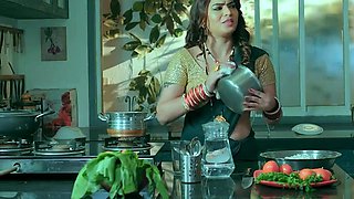 Erotic Dancing With Snake by Indian Babe
