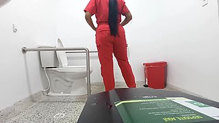 Amateur Camera in Hospital Bathroom Records Big Ass Latina Nurse