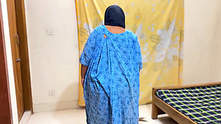 Huge Hanging Milky Tits & Ass Hot Indonesia Muslim Aunty Clean My Room & Try to Seduce Me for Sex