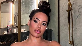 Busty Luna Star Masturbates and Shows All in the Bath