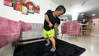 Naughty Pregnant Stepsister Measures My Giant Cock Thinking It's Small - Chiky & Julianaburning