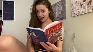 Reading with vibrator, remote control, vibrator ferngesteuert