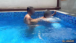 Desi Couple Risky Andawater Pool Sex - Underwater Milk Press Boobs, Doggy Fuck & Cum in Mouth