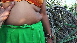 Bhabhi's Sex in the Sugar Cane Field, Indian Sex Video