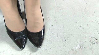 Boss Smelly Hose & Pump Domination