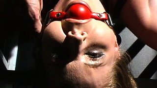 Amateur MILF oils up and toys her pussy