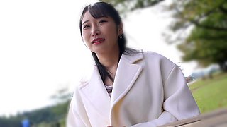 336KNB-408　【爆乳って、アガる！】【リミットブレイク絶頂セックス！】自由が欲しい爆乳奥様！服の上からでもわかる大きな膨らみと柔らかそうなお尻が、まさにG1ボディ！トロトロま●こにち●こぶっ刺せばデカ声で喘いでました！