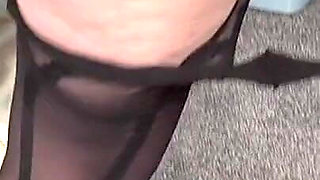 Vgq9 Aunty Sandra in a Basque