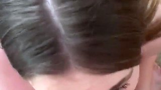 Amateur teen blowjob and cumshot from a guy