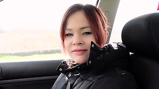 German amateur teen wants to cheat on blowjob car date