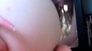 Big buttoned teen girlie toy fucks her anus and pussy on