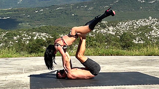 Wrestling - Lie Down, Stay Quiet, Sniff