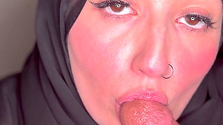 Hijabi Wife Sucks a Black Cock in Secret