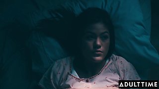 Alina Lopez Begs for Kendra Spade's Pure Pussy