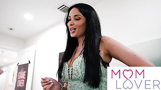 Watch hot Anissa Kate's porn