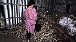 I see my cousin cleaning the house I hugged her from behind and started fucking her in the ass