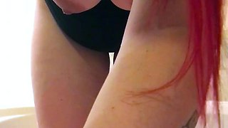 Sexy hottie Anetta Keys enjoys a solo toy masturbation