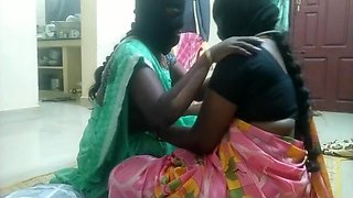 Indian Aunty Lesbian House Wifes