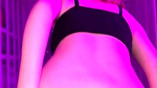 Lea Suce Dans Ce POV Jusqu'a Ce Que Son Ami Jouisse Dans Sa Bouche(2K) - Blowjob