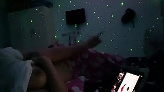 Amateur webcam babe dildo masturbation