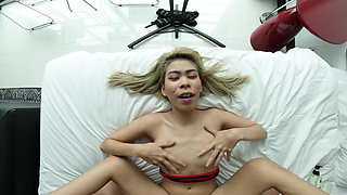 Petite Asian MILF Funny and Sexy [vr Pmv]