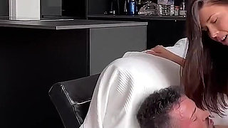 Group Sex in Backstage During Bikini Photoshoot with 18yo Teen Brunette Models