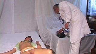 Mature Redhead MILF Spread Wide for Speculum Exam