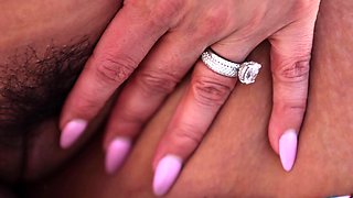 PlumperPass-Sienna's Poolside Seduction