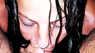 Bath Blowjob Close up