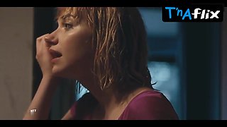 Pop Lara Caboose, Funbags Sequence in Slobbering Ldam