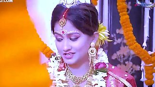 Tiny Indian MILF Naomi Shah swallows a stiff cock