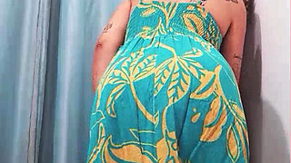 Real Sex Inside a Store Fitting Room with Cumshot on the Face.