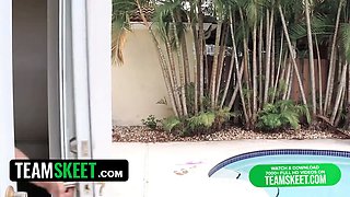 Teamskeet - kinky teenage Kimmy Granger makes her older neighbor forgive her for sneaking to his pool