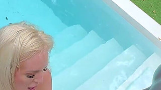 Hot Interracial Bbg Outdoor Threesome