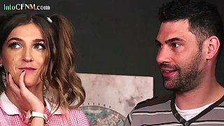 Cute CFNM encourage by birds to give head