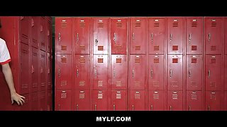 Cougar professor taught crazy students a lesson- Penny Barber