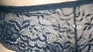 I like to sign his pussy