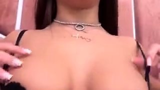 Big boob brunette masturbates on webcam