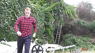 Watch elegant Lacey Starr's dirt