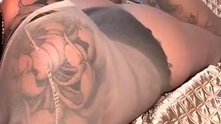 Tokyo - Catsuit Sexy E Piedi Odorosi: Ti Faccio Smanettare