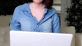 Very hot busty brunette solo masturbation on webcam