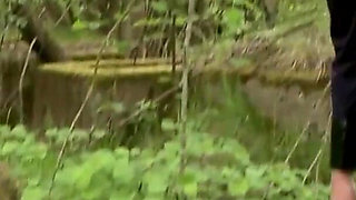 Lady Sadista und Helferin: Dominatrix anal fucks male slave