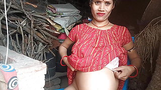 The bihari girl went the roof and was pressing something and fingrring her pussy