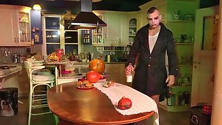 Halloween porn movie with a bewitching blonde granny