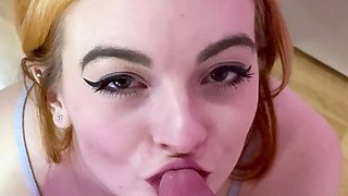 Amateur hands free close up blowjob